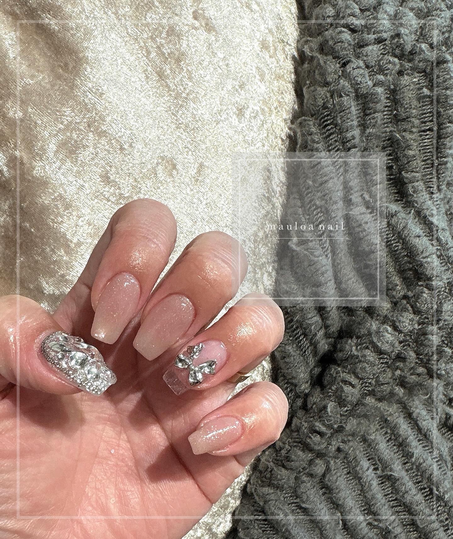 #フレンチネイル,#ネイル,#アートネイル,#春ネイル,#ミラーアートネイル,#フレンチネイル,#リボンネイル,#手書きアートネイル,#ミラーアートネイル,#パーツネイル,#ミラーネイル,#埋め尽くしネイル,#天王寺ネイルのネイルデザイン