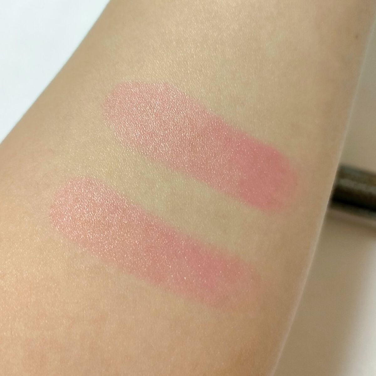 Magic Kiss with aloe vera/Magic　Kiss　with　aloe　vera/口紅を使ったクチコミ（3枚目）