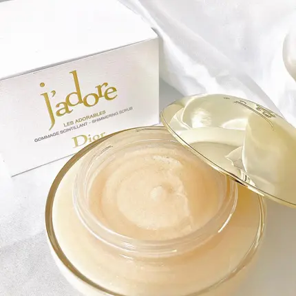 ジャドール シマリング ボディ スクラブ/Dior/スクラブ・ゴマージュを使ったクチコミ(1枚目)