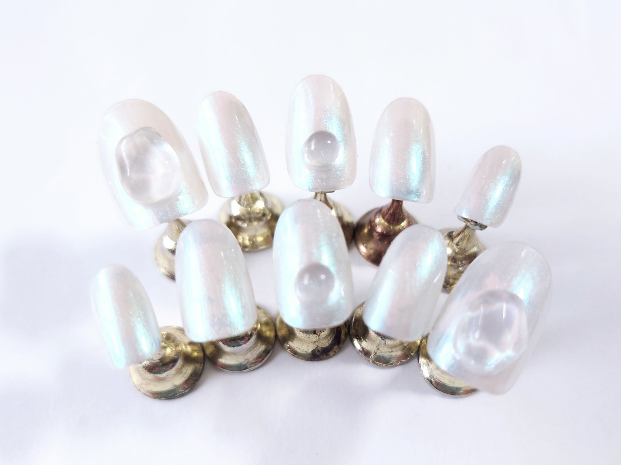 ヴィーガンネイル 011 フローズンホワイト