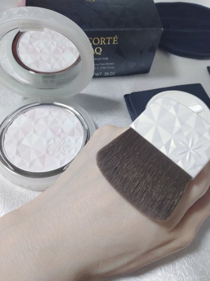 AQ オーラ リフレクター/DECORTÉ/プレストパウダーを使ったクチコミ(3枚目)