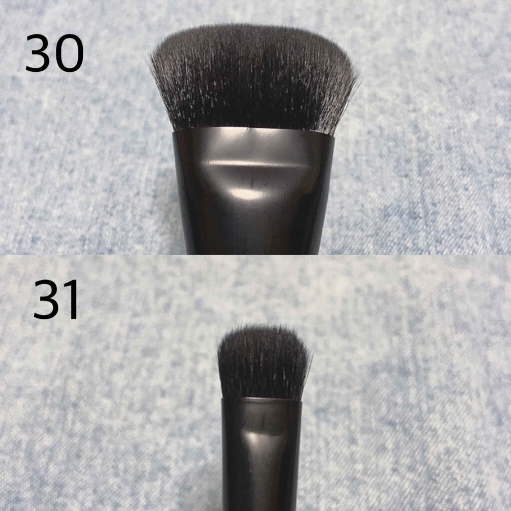 UR GLAM　コントゥアリングブラシA/U R GLAM/メイクブラシを使ったクチコミ（2枚目）