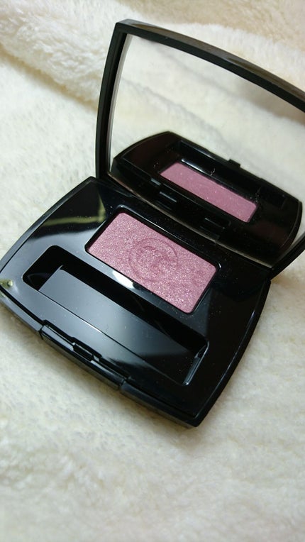 オンブル エサンシエル/CHANEL/単色アイシャドウを使ったクチコミ(2枚目)