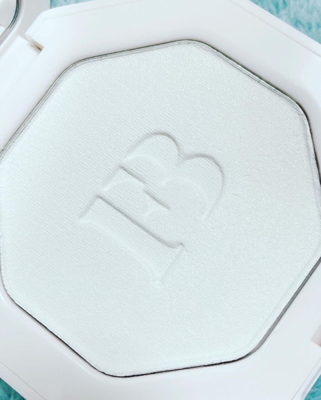 KILLAWATT FREESTYLE HIGHLIGHTER DUO/FENTY BEAUTY BY RIHANNA/パウダーハイライトを使ったクチコミ(2枚目)