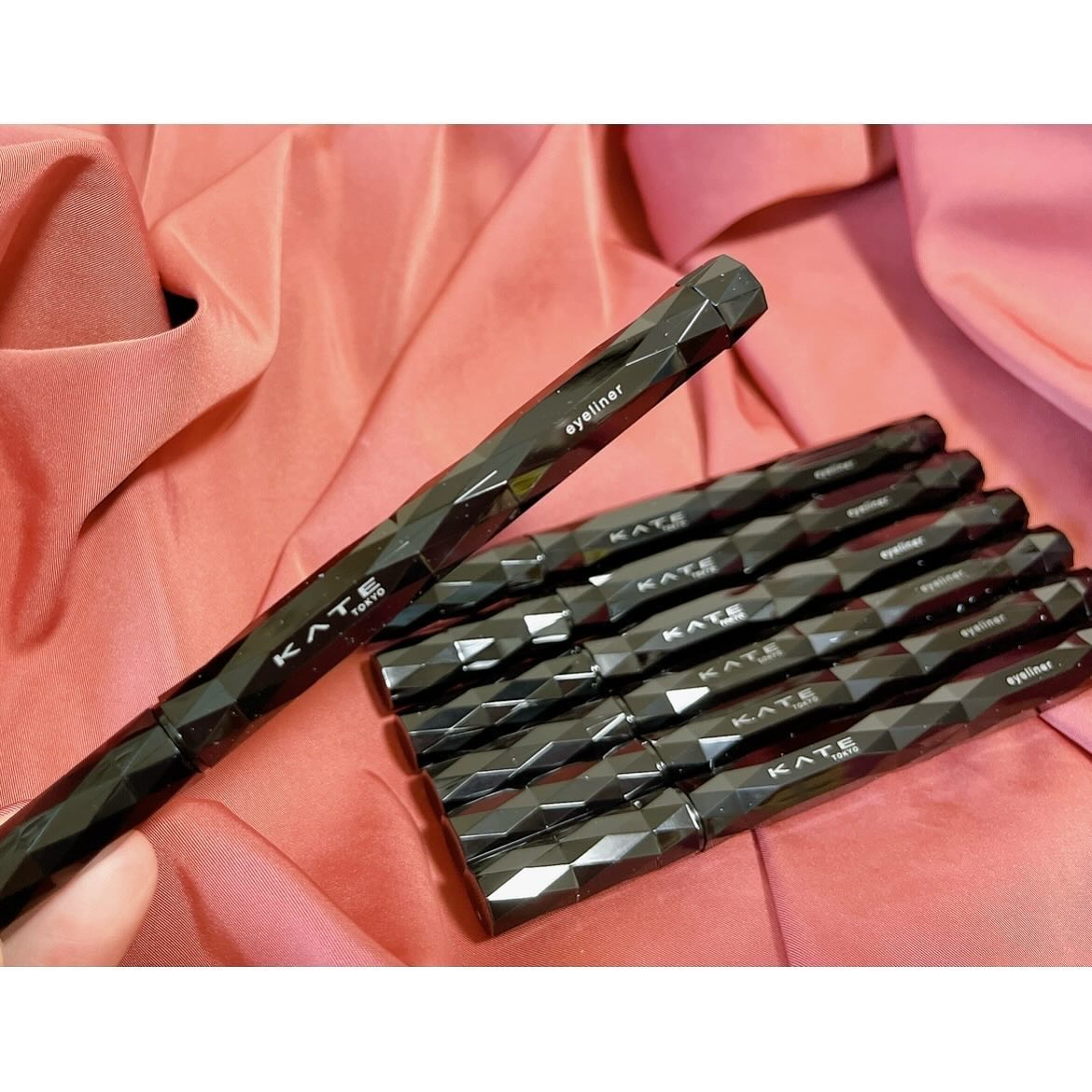 スーパーシャープライナーEX4.0/KATE/リキッドアイライナーを使ったクチコミ（1枚目）