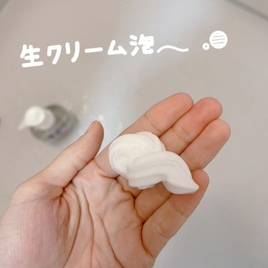 ビオレu ザ ボディ 泡タイプ ブリリアントブーケの香りのクチコミ「🧸Biore🧸
泡ボディウォッシュ
ブリリアントブーケの香り

ボディソープがなくなったので購.....」（2枚目）