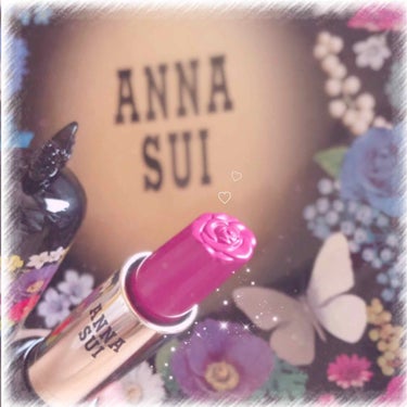 ANNA SUI リップスティック F#202 

薔薇リップ🥀💋

じつは何気に初アナスイ♡

中学生からずっと好きな菅野結以ちゃんのイベントで結以ちゃんが実際に似合うリップを選んでくれるという神イベ