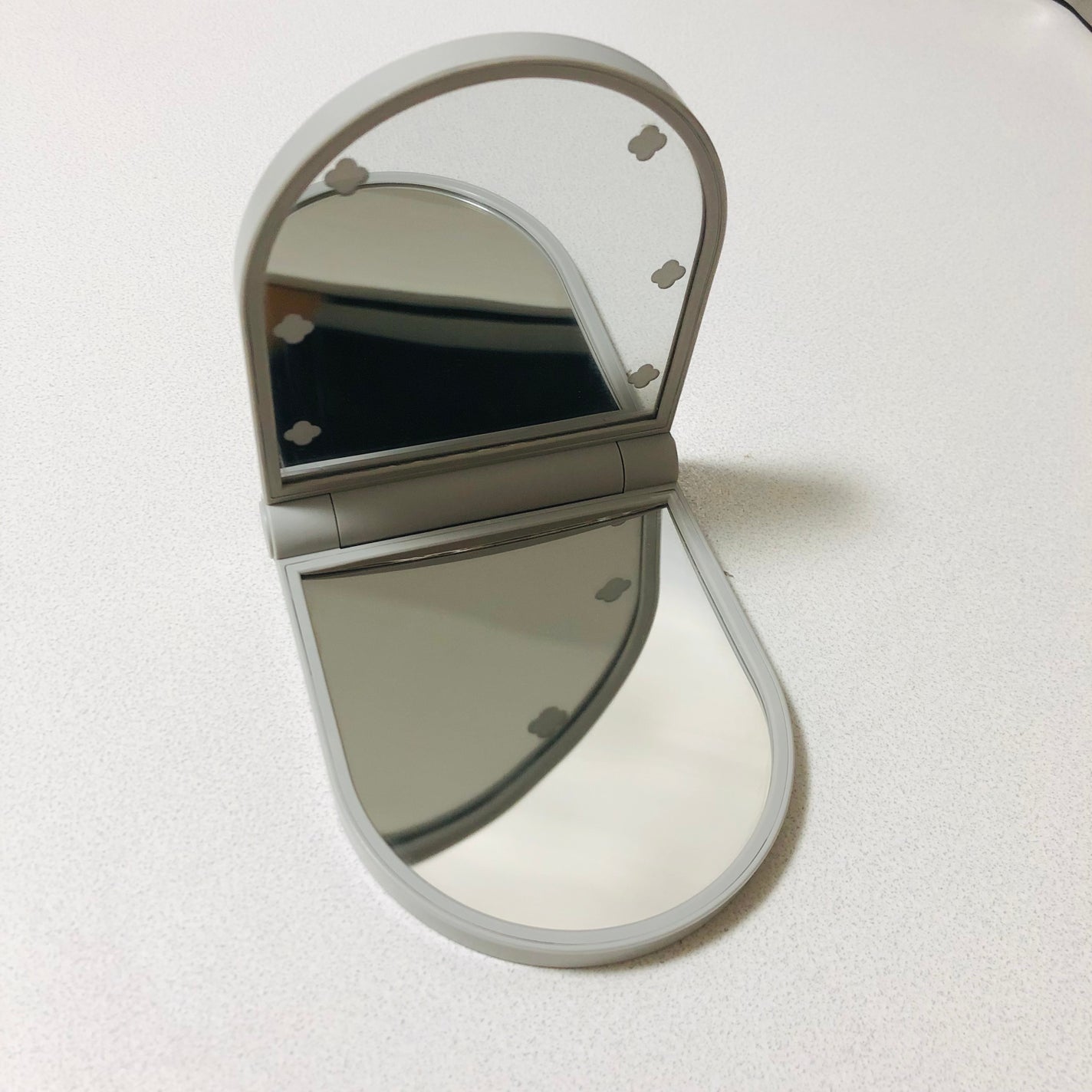 ひうか on LIPS 「KOBAKOコスメティックミラー🪞・:*+.((°ω°))/...」(2枚目)