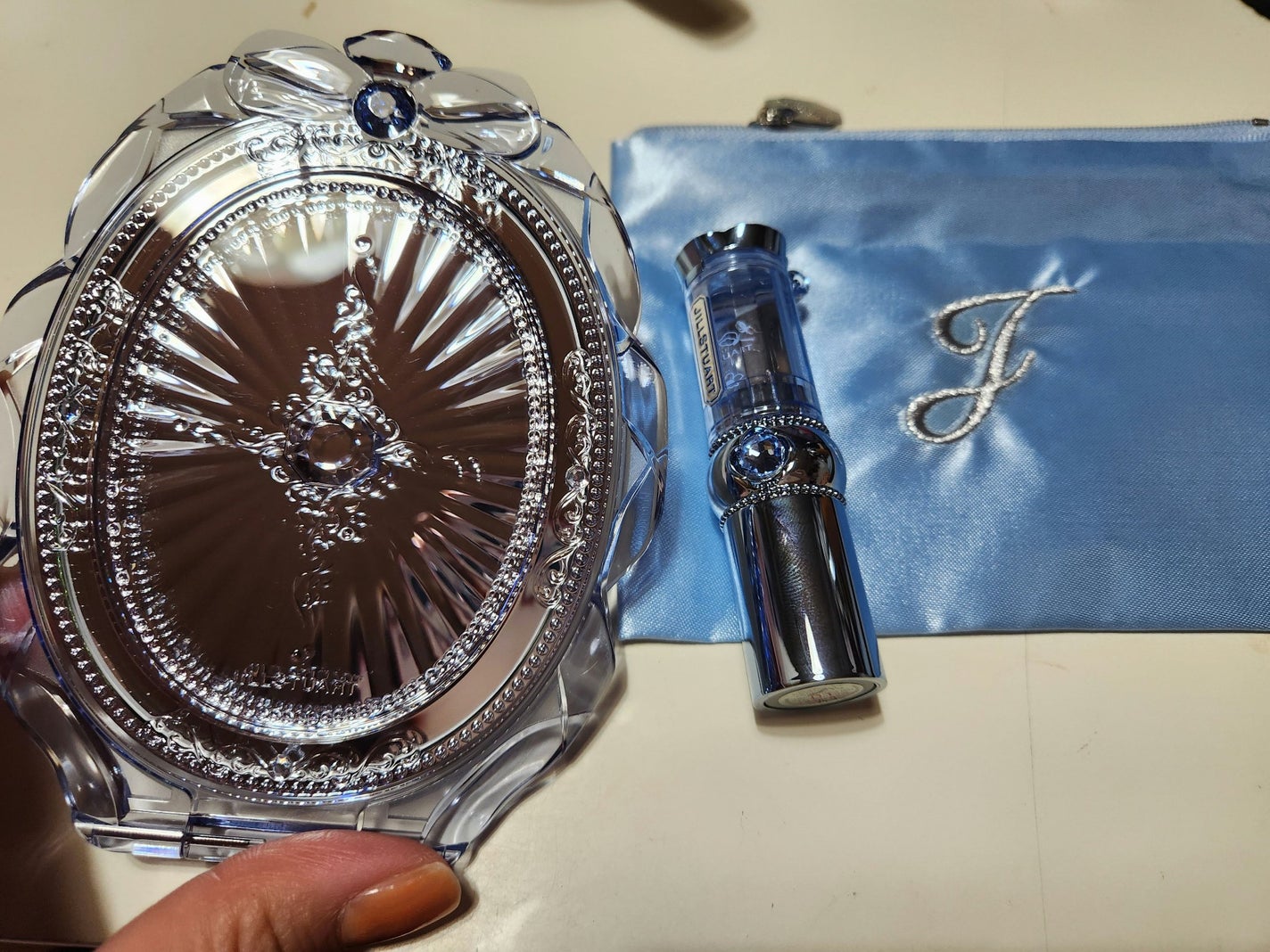 サムシングピュアブルー セント マイリップス/JILL STUART/口紅を使ったクチコミ(1枚目)