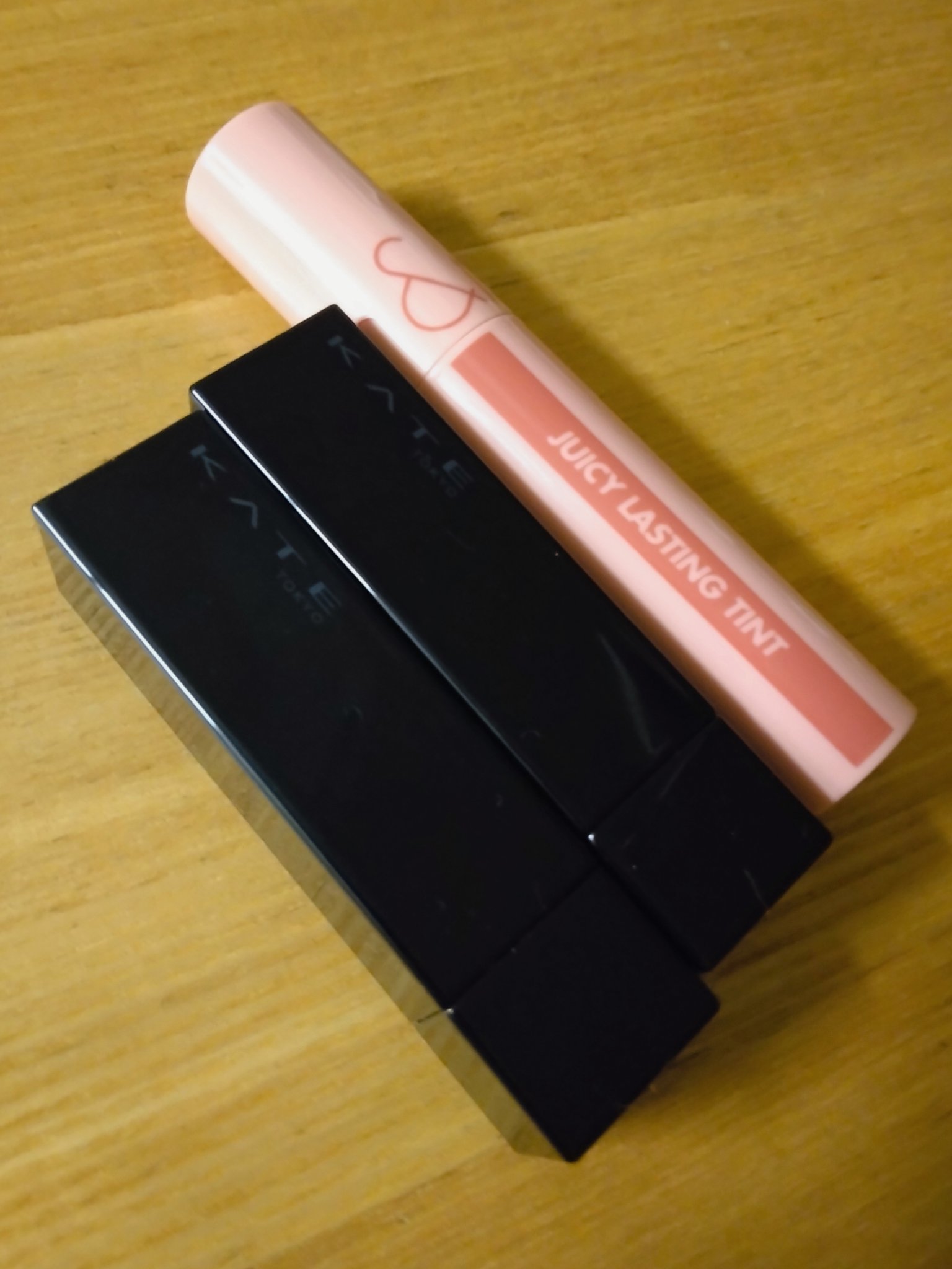 ジューシーラスティングティント/rom&nd/リップティントを使ったクチコミ（3枚目）