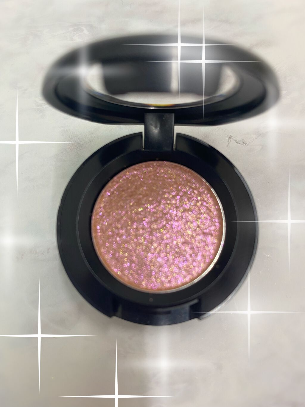 ダズルシャドウ/M・A・C/単色アイシャドウを使ったクチコミ(1枚目)