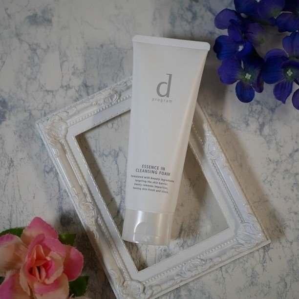 エッセンスイン クレンジングフォーム/d プログラム/洗顔フォームを使ったクチコミ（3枚目）
