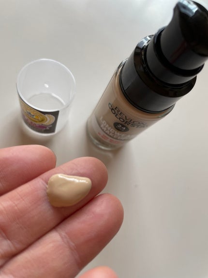 カラーステイ ロングウェア メイクアップ/REVLON/リキッドファンデーションを使ったクチコミ(2枚目)