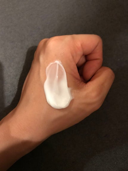 パフュームヘアエッセンス/JUL7ME/ヘアトリートメントを使ったクチコミ(3枚目)