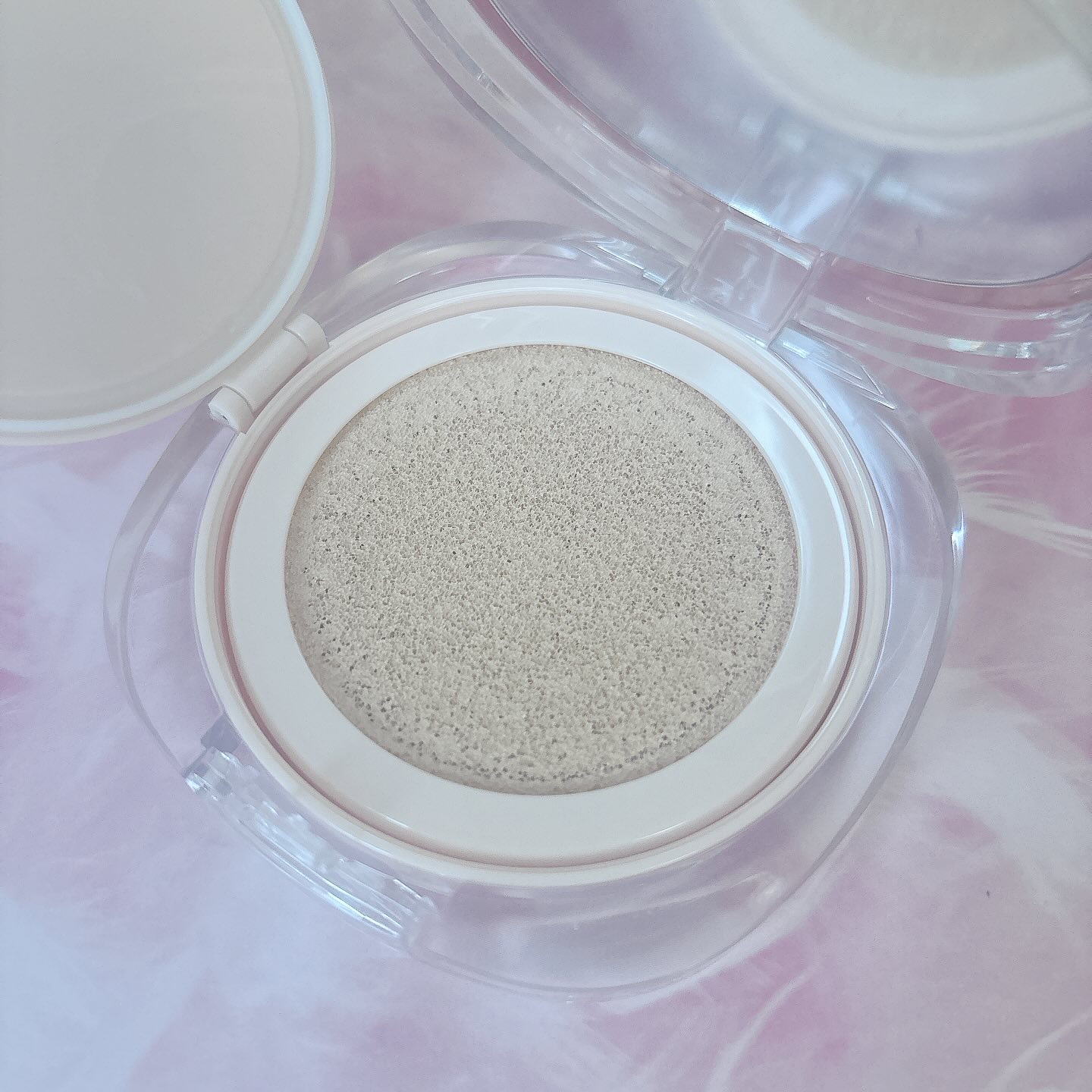 アリウル インクフェザーカバーラスティングクッション/Ariul/クッションファンデーションを使ったクチコミ（3枚目）