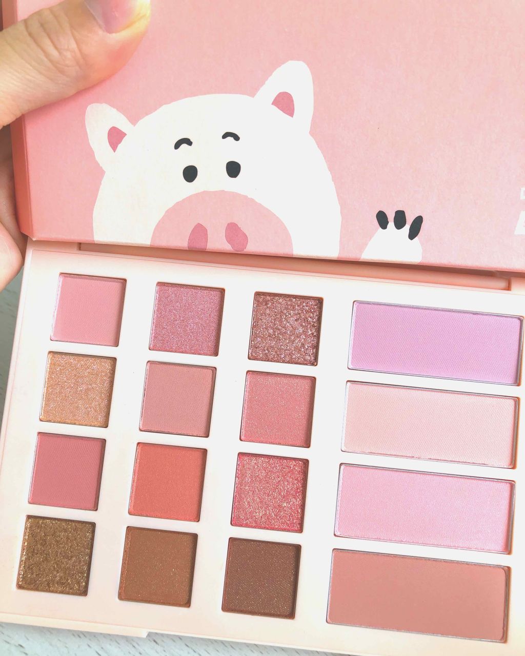 ROSY PIGGY PALATTE/innisfree/アイシャドウパレットを使ったクチコミ(1枚目)