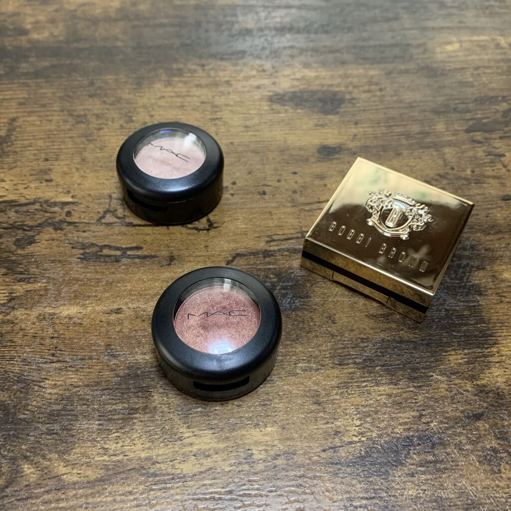 スモール アイシャドウ ゴールドビット/M・A・C/単色アイシャドウを使ったクチコミ（1枚目）