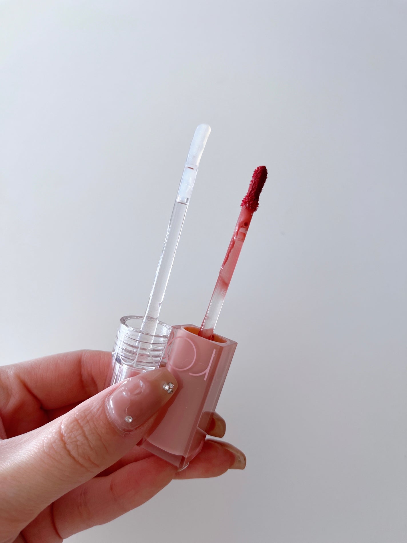 グラスティングウォーターグロス/rom&nd/リップグロスを使ったクチコミ(3枚目)