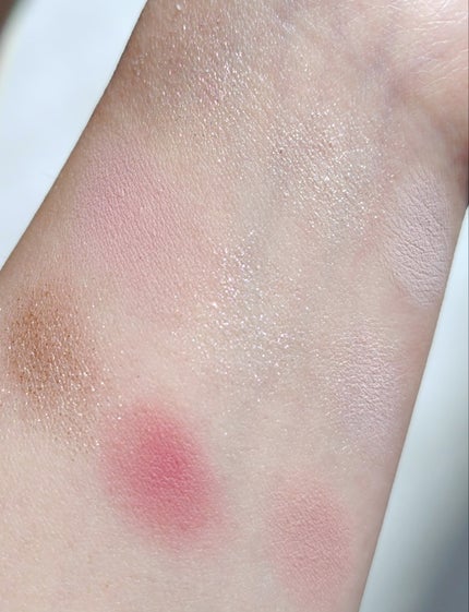 UGT ドットアイカラーパレット 04c ベリー/U R GLAM/アイシャドウパレットの画像