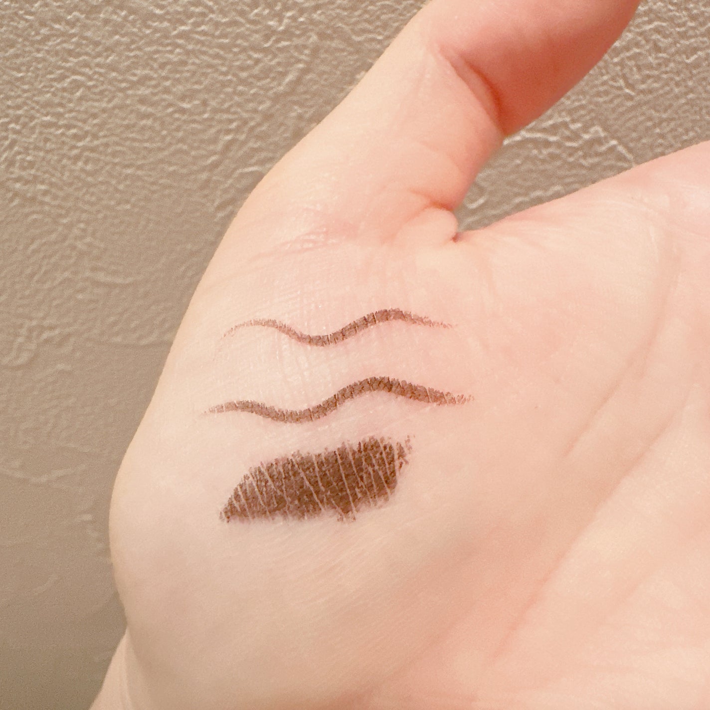 「密着アイライナー」極細クリームペンシル/デジャヴュ/ペンシルアイライナーを使ったクチコミ(2枚目)