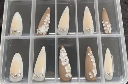 ひろ♡ フォロバ on LIPS 「土曜の夜からネイル作りにスイッチ入ってしまった(笑)今日はフラ..」(2枚目)