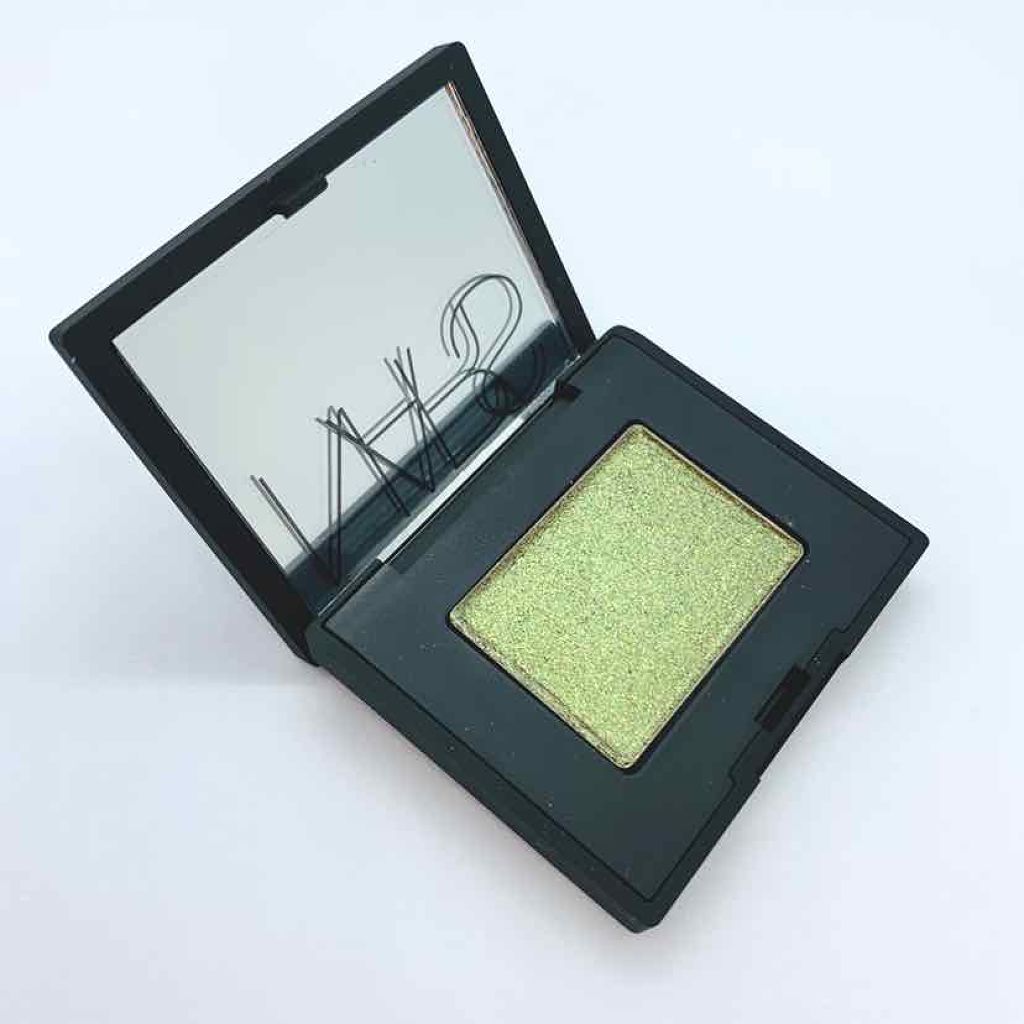 ハードワイヤードアイシャドー/NARS/単色アイシャドウを使ったクチコミ（1枚目）