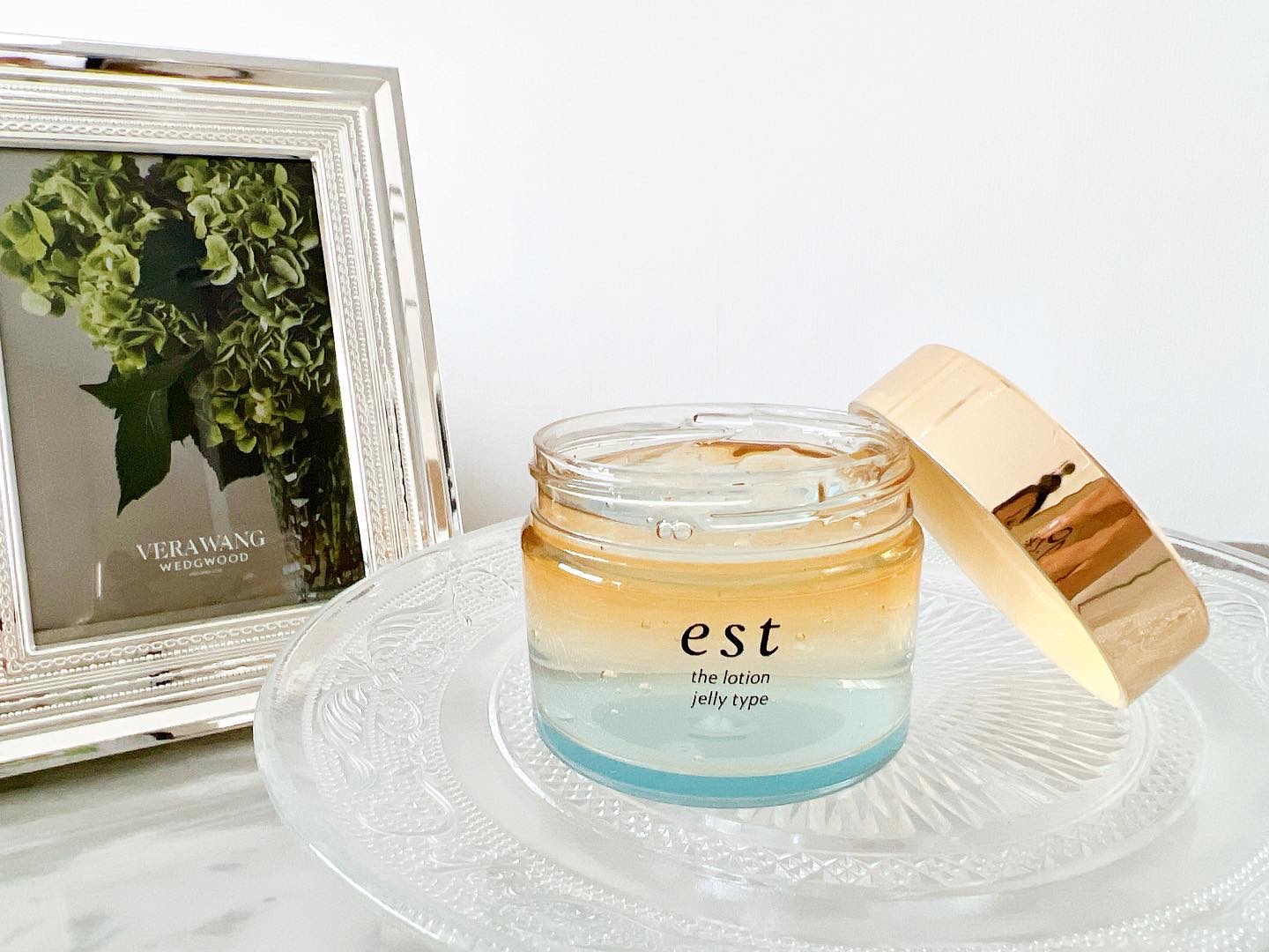 明日５月26日(金)より数量限定！
💠エスト ザ ローション ジェリー
100g 税込 4,950円

大人気のエスト ザ ローションが、ぷるぷるのジェリーになった🤩✨
ひんやり気持ちくて、毛穴もキュッと閉まる！
これから暑くなる季節に