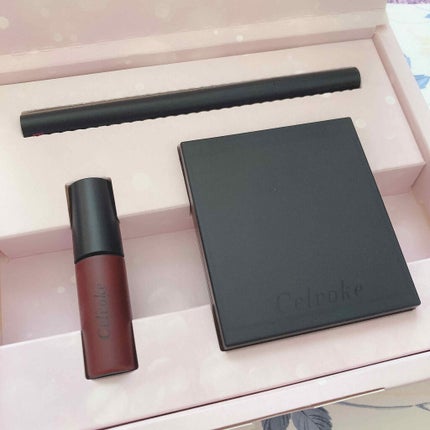 ブルーミング メイクアップキットB(パウダーパレット)/Celvoke/メイクアップキットを使ったクチコミ(2枚目)