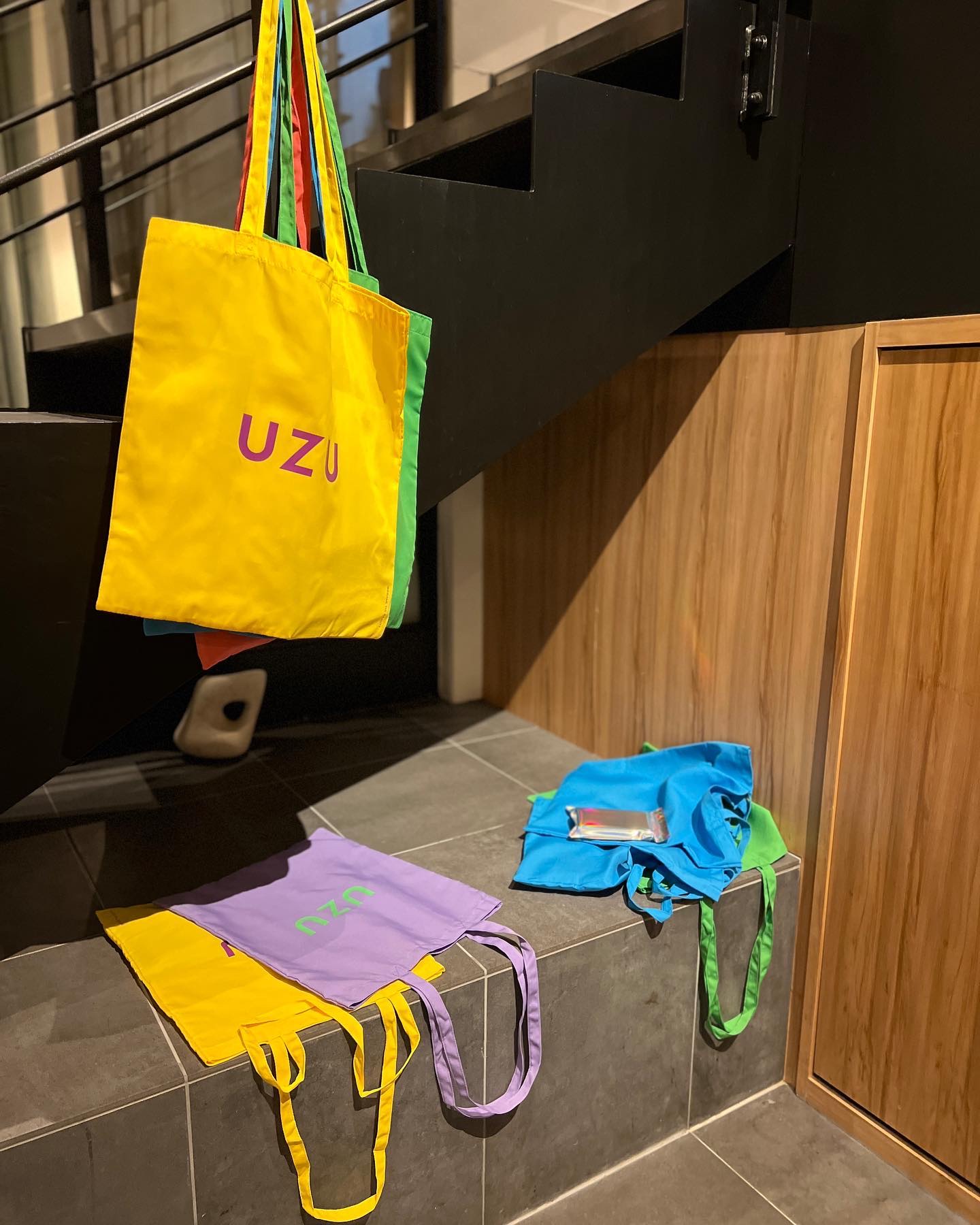 SHADE LINER プリズムブルー/UZU BY FLOWFUSHI/リキッドアイライナーを使ったクチコミ（2枚目）