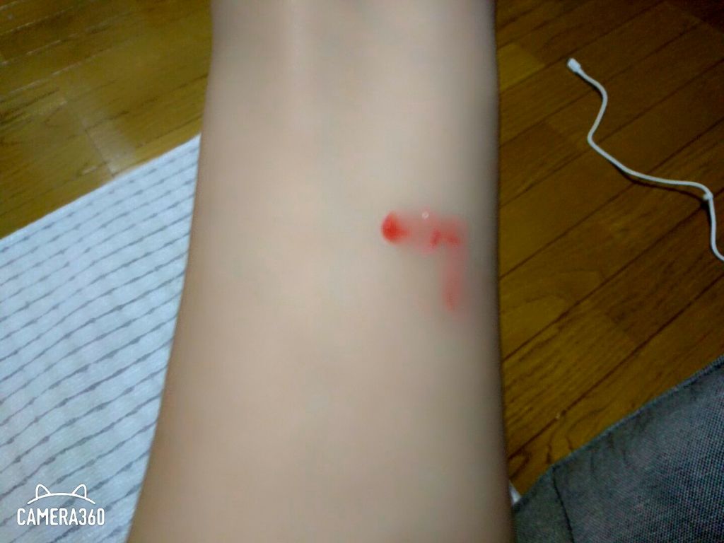 リップ モイストシャイン アップル/ヴァセリン/リップケアを使ったクチコミ（3枚目）