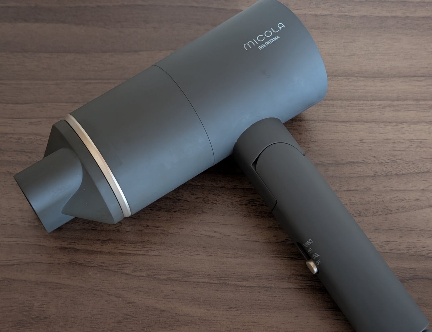 エッセンシャル プレミアム ウォータートリートメント ナチュラルモイスト/エッセンシャル/アウトバストリートメントを使ったクチコミ(2枚目)