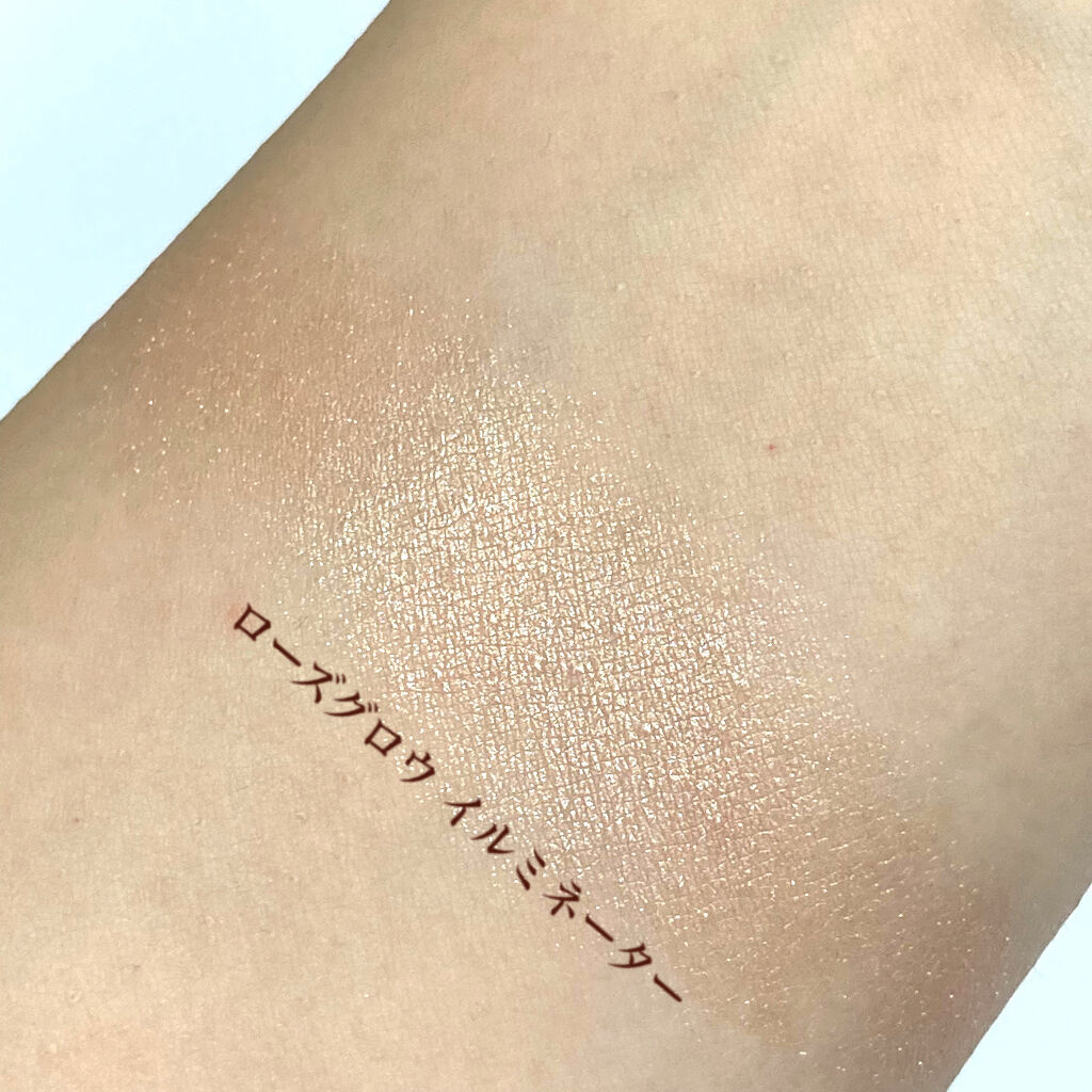 ローズグロウ イルミネーター /ローラ メルシエ/プレストパウダーを使ったクチコミ（3枚目）