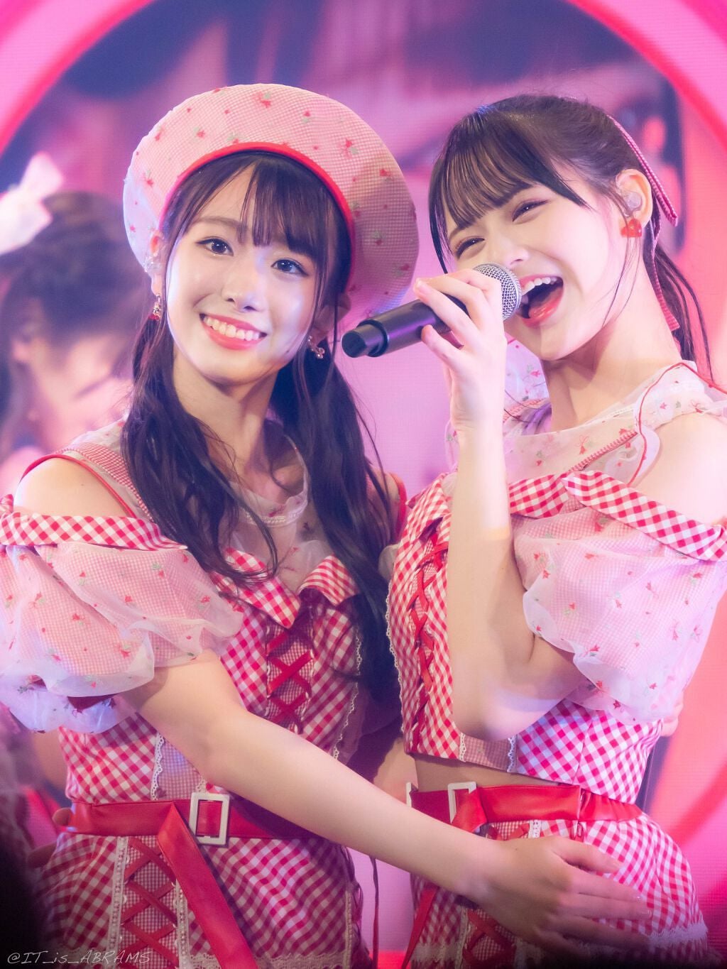 カラフルネイルズ/キャンメイク/マニキュアを使ったクチコミ(5枚目)