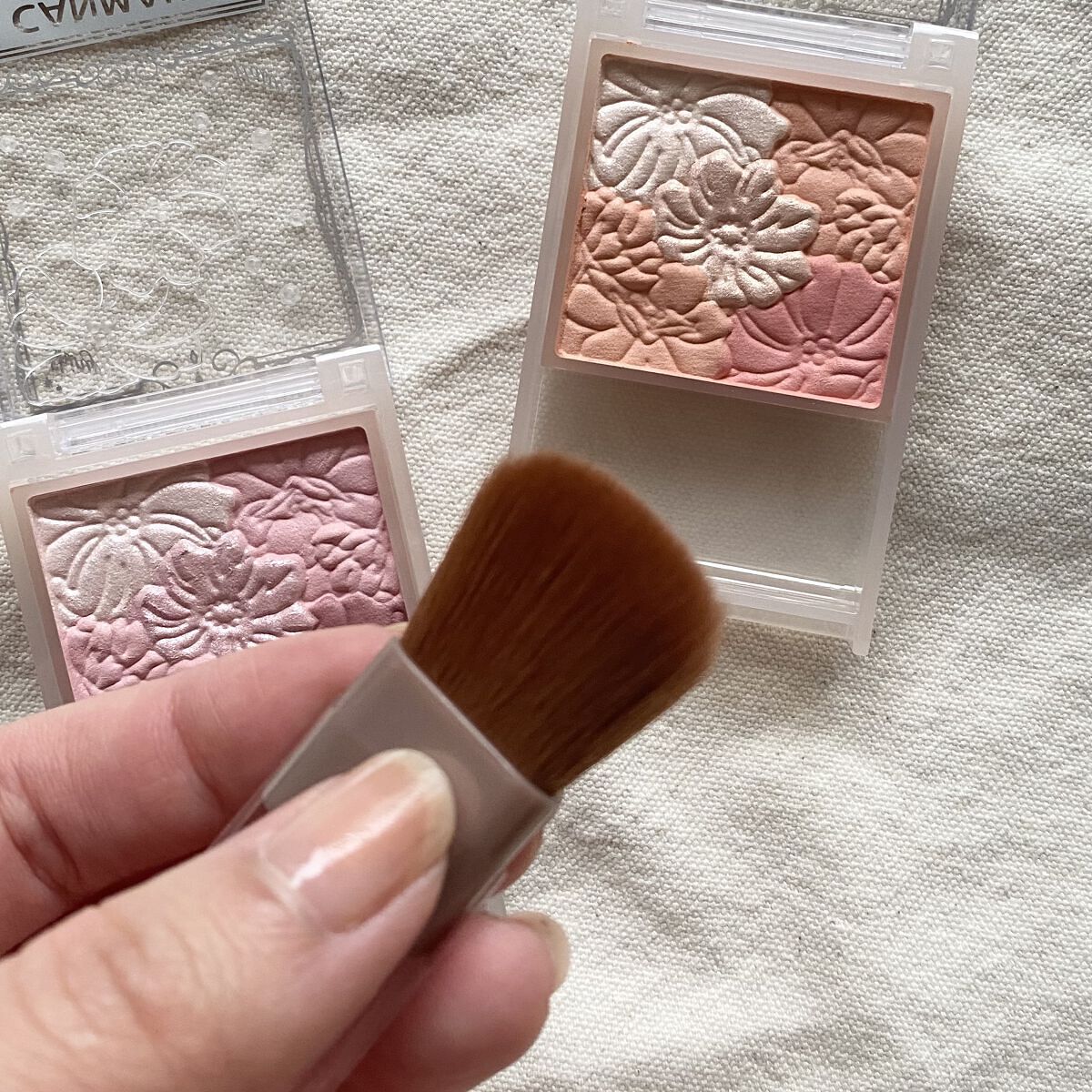 グロウフルールチークス（ブレンドタイプ）/キャンメイク/パウダーチークを使ったクチコミ（2枚目）