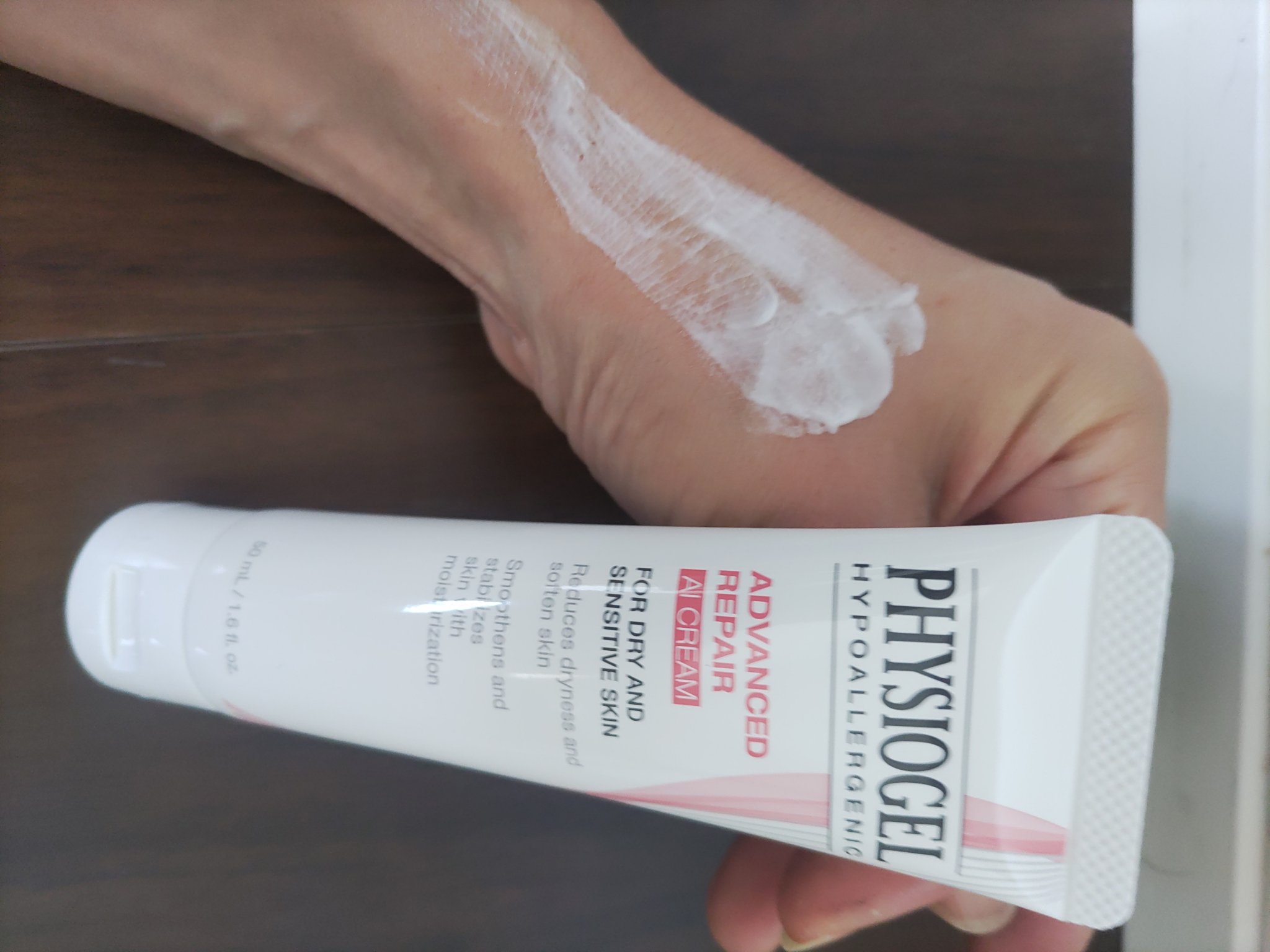 レッドスージングAIクリーム/PHYSIOGEL/フェイスオイルを使ったクチコミ（3枚目）