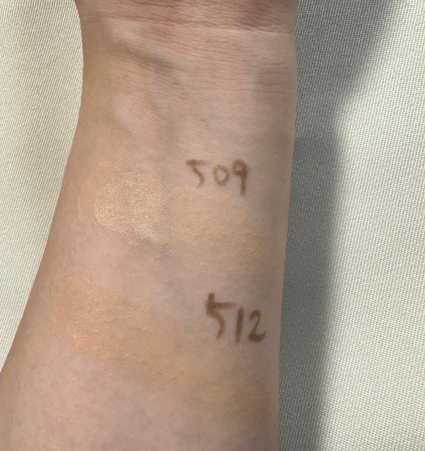 ピュアラディアントプロテクション アクアティックグロー クッションファンデーション SPF50+/PA+++/NARS/クッションファンデーションを使ったクチコミ(4枚目)