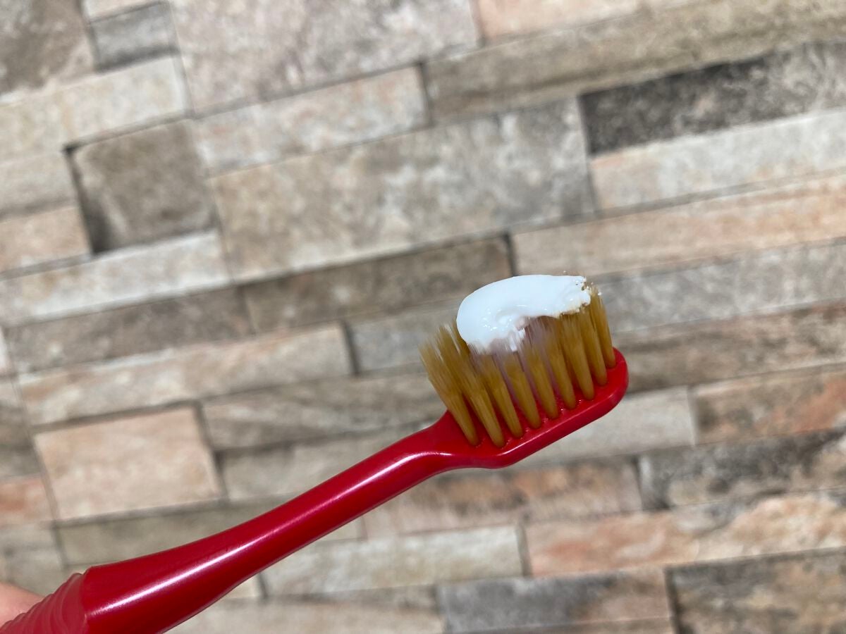 歯磨き堂 薬用ホワイトニングペースト プレミアム/歯磨き堂/歯磨き粉を使ったクチコミ(4枚目)