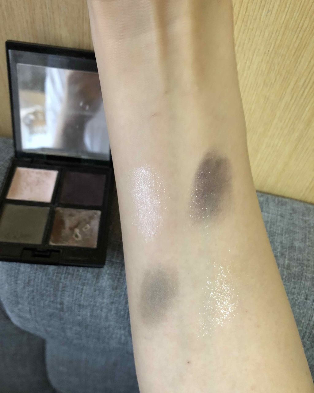 アディクション ザ アイシャドウ/ADDICTION/単色アイシャドウを使ったクチコミ(3枚目)