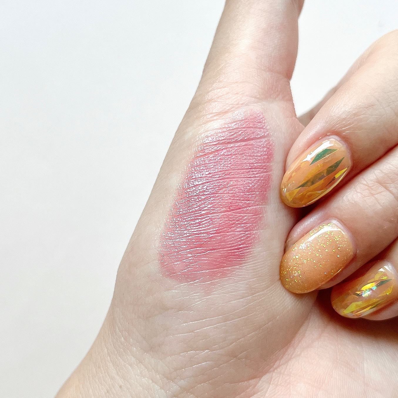 小針桃奈 on LIPS 「.ブライト夏春さんに間違いないの💄ブライトサマー/ブライトス..」(4枚目)