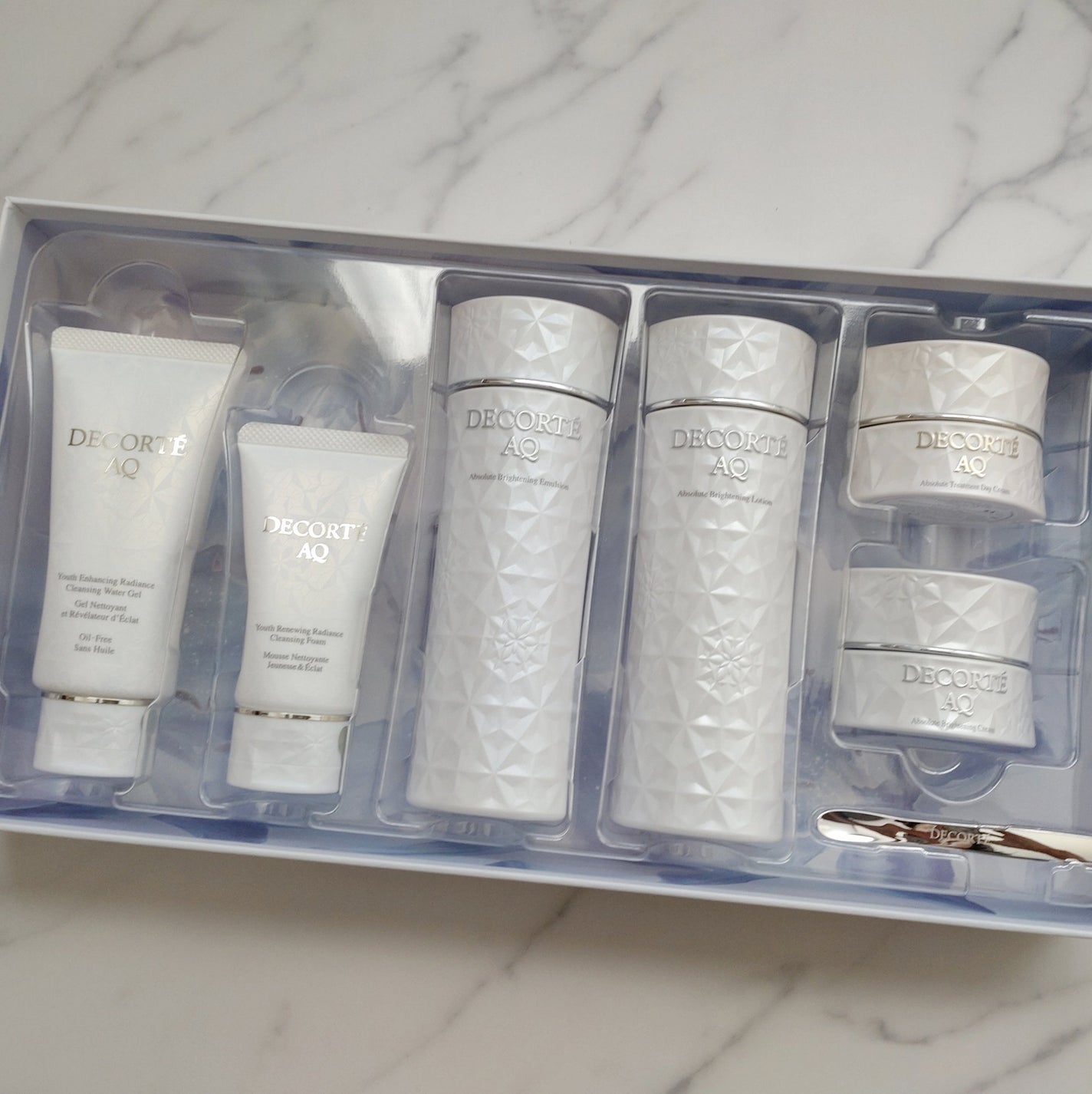 コスメデコルテ AQ ブライト ラディアンス コフレ I/DECORTÉ/スキンケアキットを使ったクチコミ(1枚目)