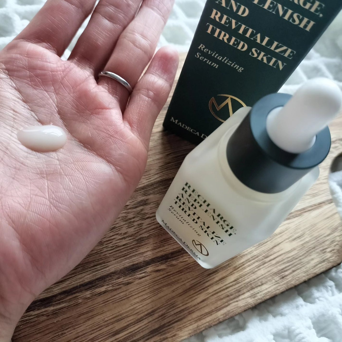 リバイタライジングセラム/マデカダーマ/美容液を使ったクチコミ(2枚目)