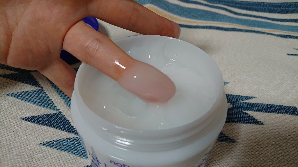 吉井 on LIPS 「「ナチュリエハトムギ保湿ジェル」180g¥972(税込)無香料..」(2枚目)