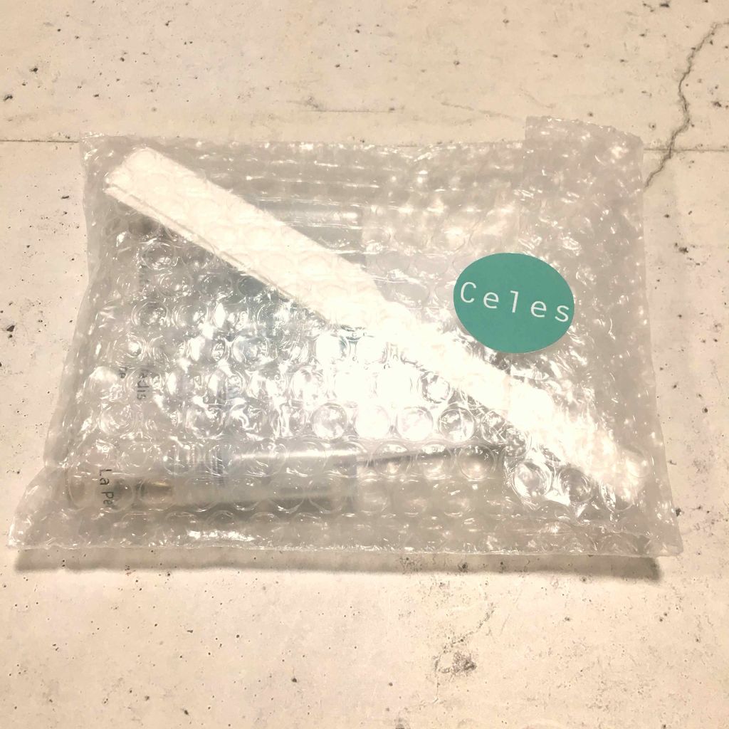 オードパルファム #05 Fraise 〔フレーズ〕/AUX PARADIS/香水(レディース)を使ったクチコミ(2枚目)