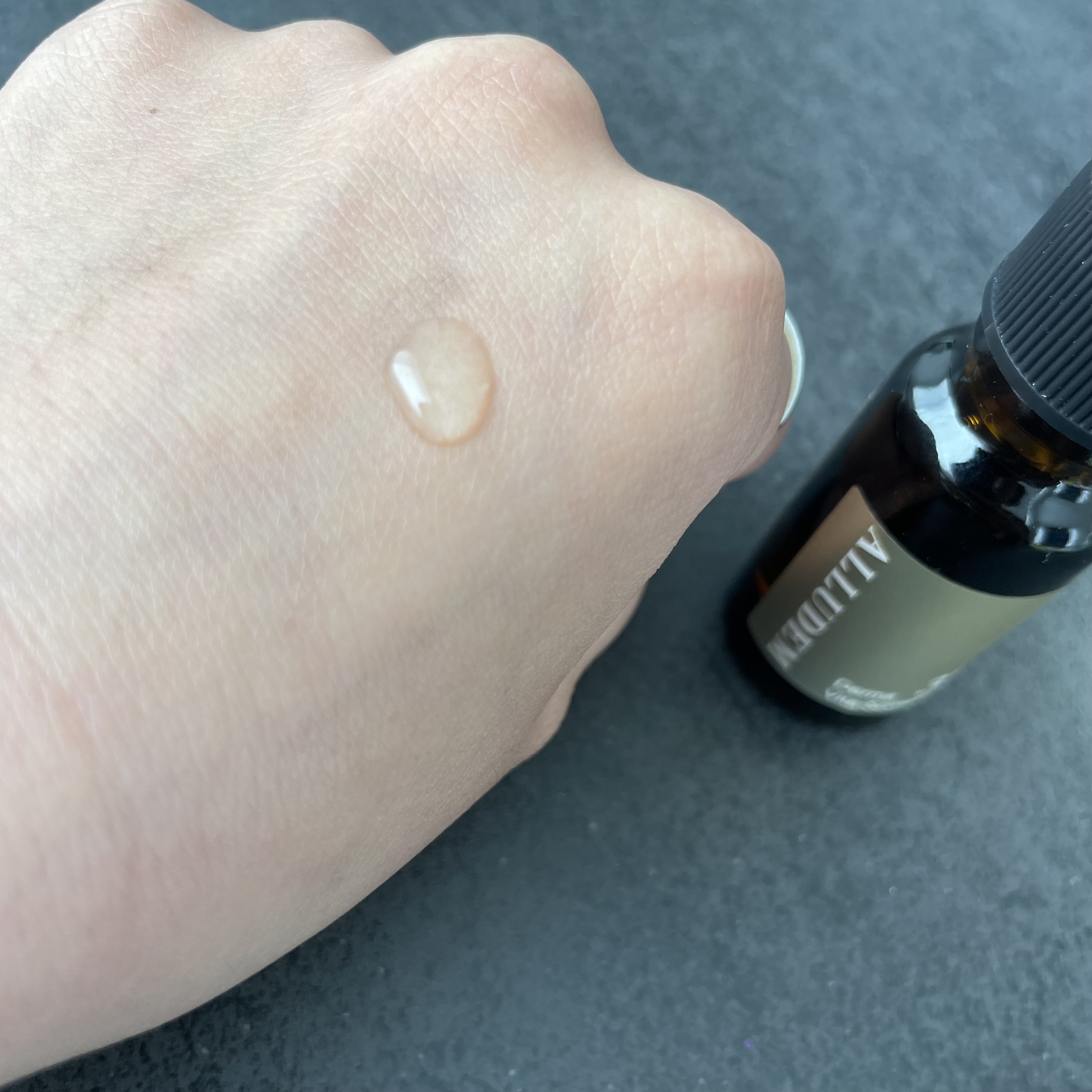 ダーマビタソームC35/ALLUDEM/美容液を使ったクチコミ（1枚目）