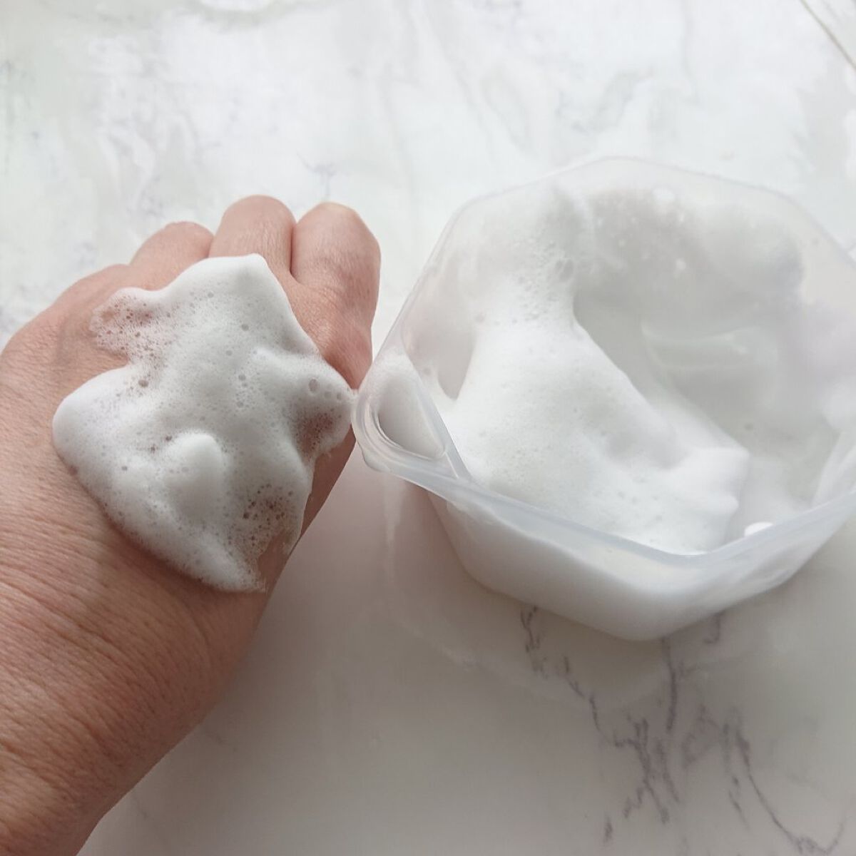 ディープクリア酵素洗顔	/メラノCC/洗顔フォームを使ったクチコミ（2枚目）