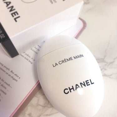 CHANEL ラ クレーム マンのクチコミ「新年あけましておめでとうございます✨
今年もみなさんにとってよい1年になりますように♡
.....」（1枚目）