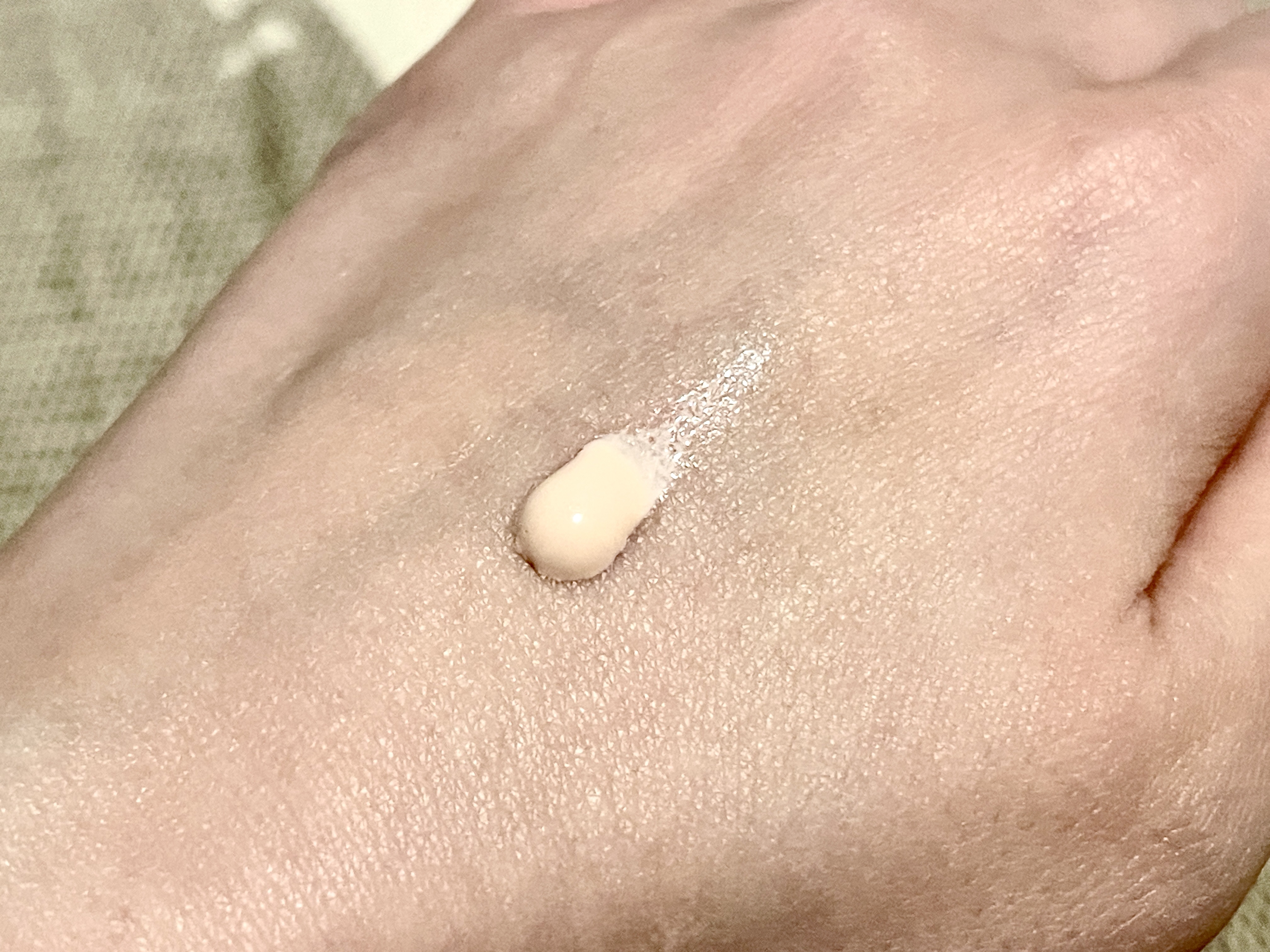 ウォータフルトーンアップサンクリーム/ダルバ/日焼け止めクリームを使ったクチコミ（2枚目）