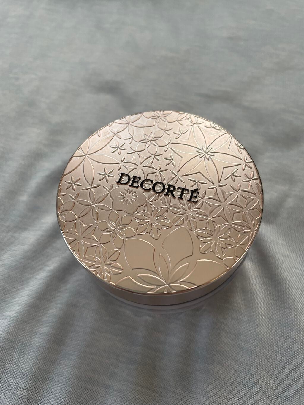 フェイスパウダー/DECORTÉ/ルースパウダーを使ったクチコミ(1枚目)