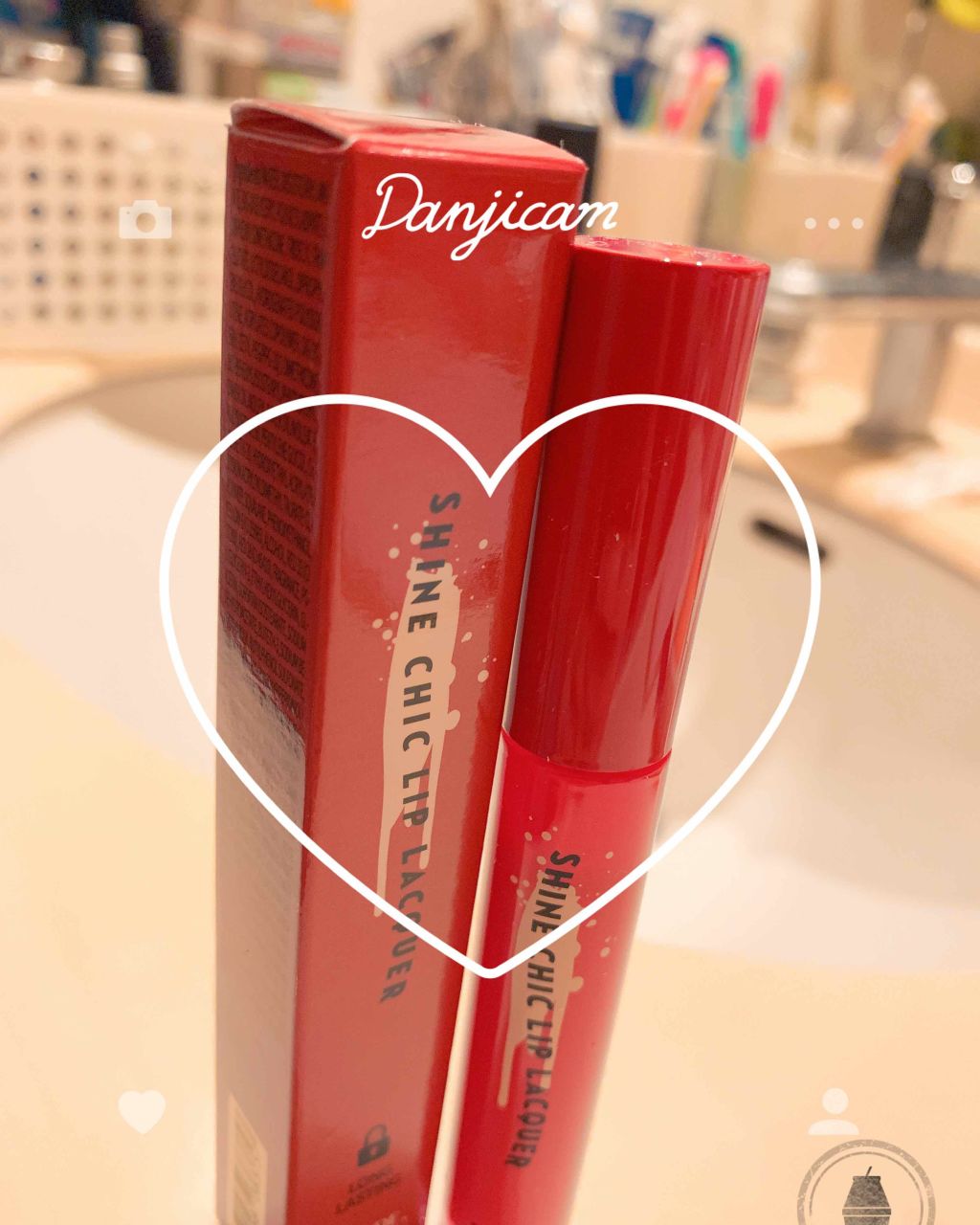 シャインシックリップラッカー/ETUDE/リップグロスを使ったクチコミ（2枚目）