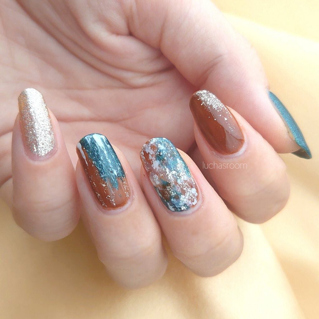 エモーティブネイルパフォーマー/DAZZSHOP/マニキュアを使ったクチコミ(3枚目)